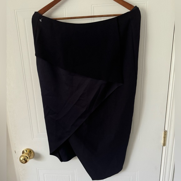 Ted Baker Navy blue skirt biscrepe with front drape - Picture 5 of 8